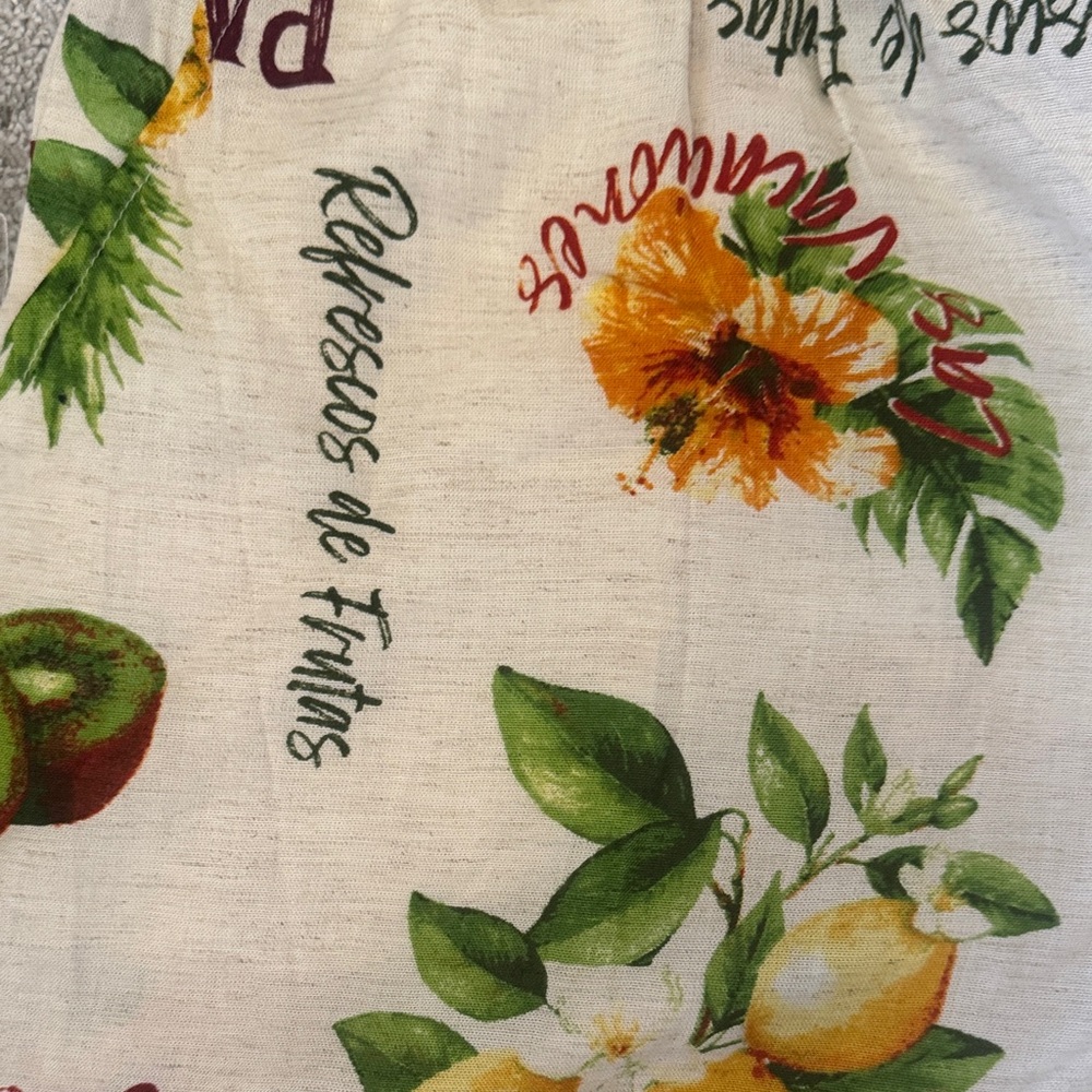 Live 4 Truth Cream Fruit-Print short set . Super cute for Vacation 🌴🐠🦜 - Picture 2 of 6